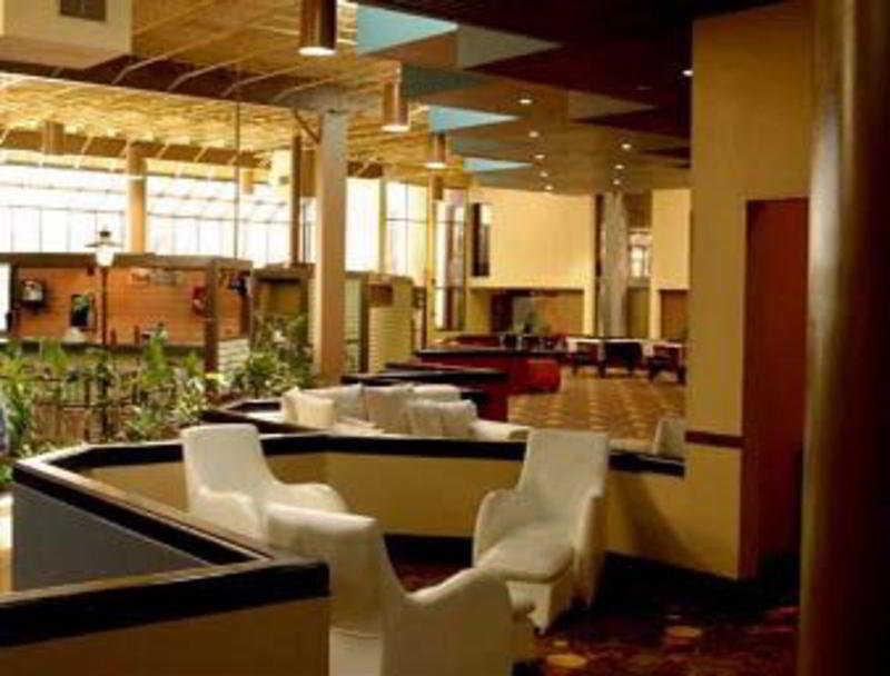 Ramada Columbia/Fort Jackson Area 레스토랑 사진