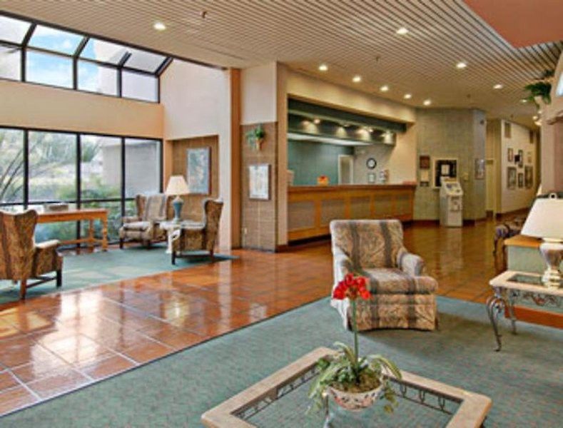 Ramada Columbia/Fort Jackson Area 내부 사진